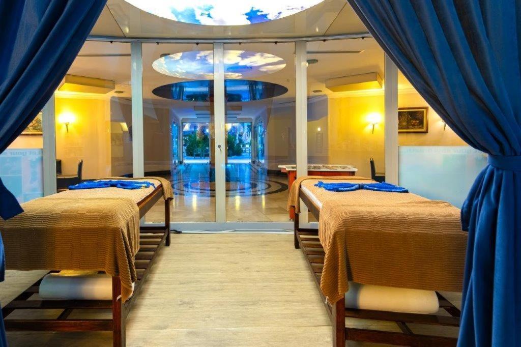 Pineta Park Deluxe Hotel Мармарис Екстериор снимка