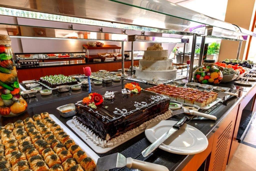 Pineta Park Deluxe Hotel Мармарис Екстериор снимка