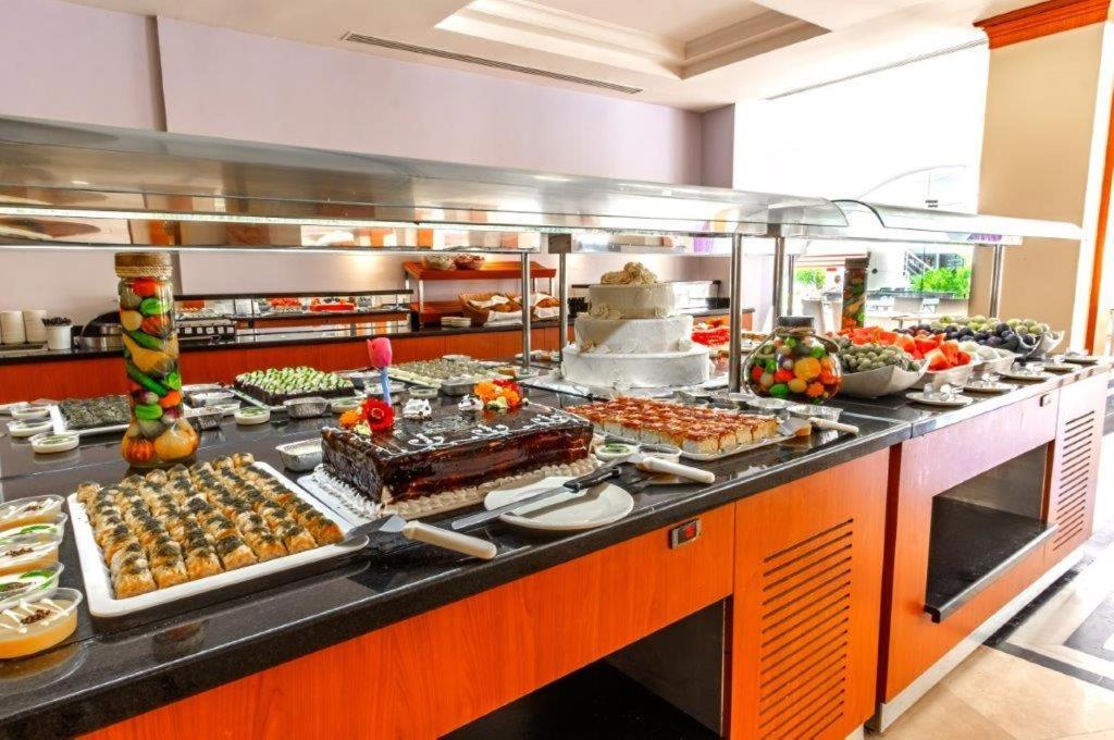 Pineta Park Deluxe Hotel Мармарис Екстериор снимка