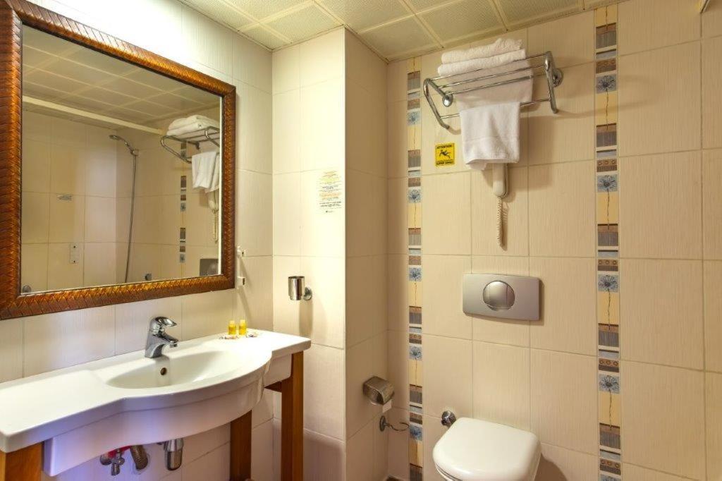 Pineta Park Deluxe Hotel Мармарис Екстериор снимка