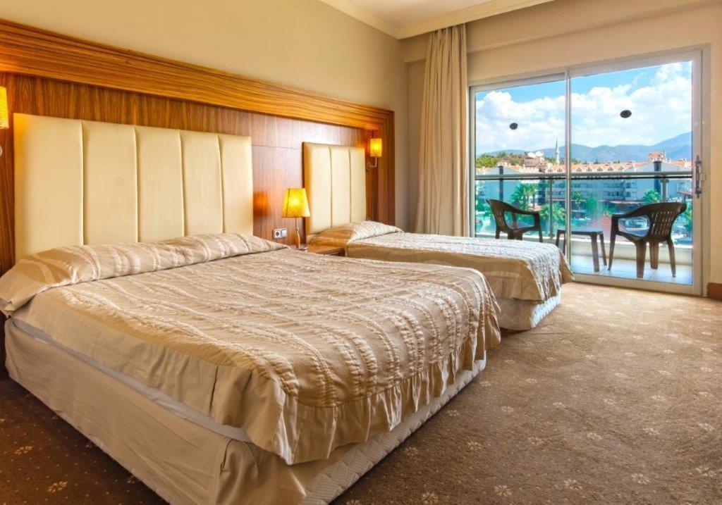 Pineta Park Deluxe Hotel Мармарис Екстериор снимка
